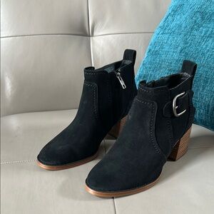 UGG Leahy Black Ankle Boots with Buckle Detail Sz 8